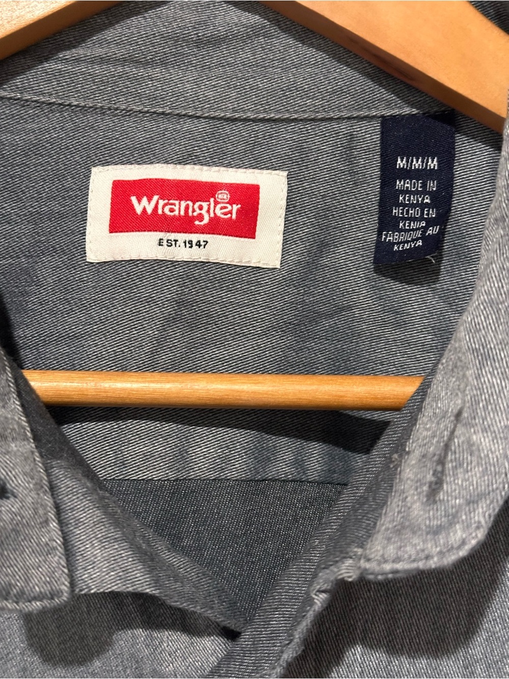 Wrangler Short Sleeve Button-Up Shirt in Grey - Picture 2 of 4